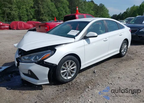 2019 Hyundai Sonata Eco z USA, uszkodzony, nr VIN 5NPE24AA6KH775276